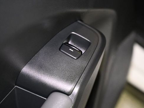 Used 2025 Subaru Crosstrek 2.0i Premium w/ Crosstrek Mirror Package image 46