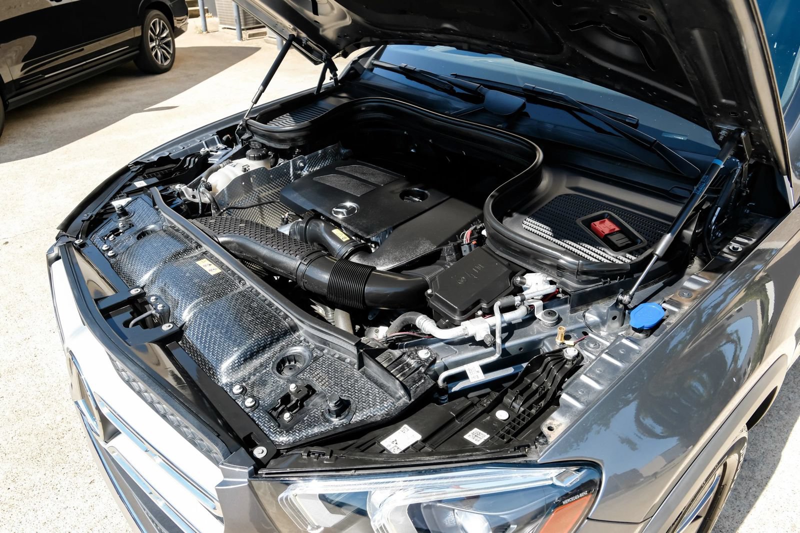 Used 2023 Mercedes-Benz GLE 350 w/ Premium Package image 62