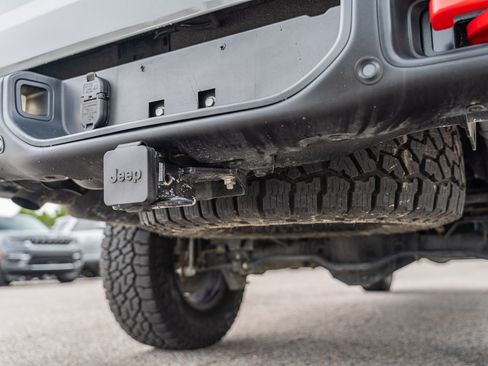 Used 2021 Jeep Gladiator Rubicon w/ Safety Group image 7