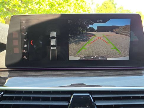 Used 2017 BMW 530i RWD image 27