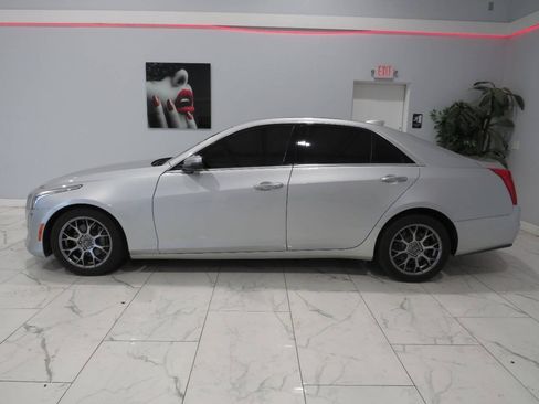 Used 2019 Cadillac CTS Luxury RWD image 6