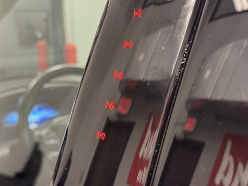 Used 2020 Ford Explorer Platinum w/ Premium Technology Package image 19