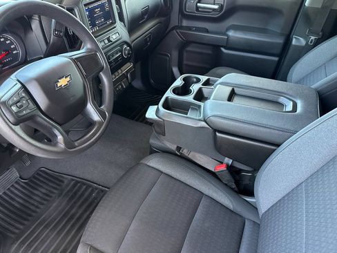 Used 2022 Chevrolet Silverado 1500 Custom w/ LPO, Dark Essentials Package AWD/4WD image 5