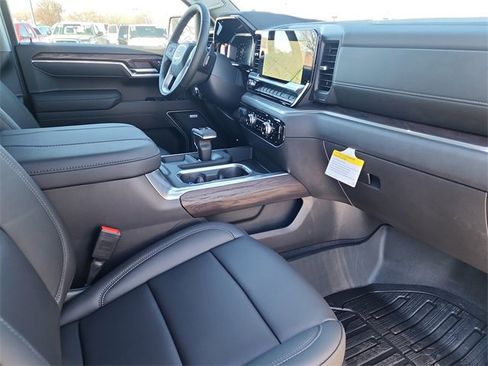 New 2026 GMC Sierra 1500 SLT w/ SLT Premium Plus Package image 19