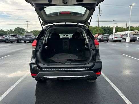Used 2017 Nissan Rogue S AWD/4WD image 12