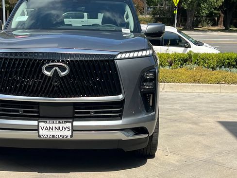 New 2027 INFINITI QX80 Luxe AWD/4WD image 10