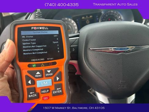 Used 2017 Chrysler 200 Limited Platinum FWD image 19