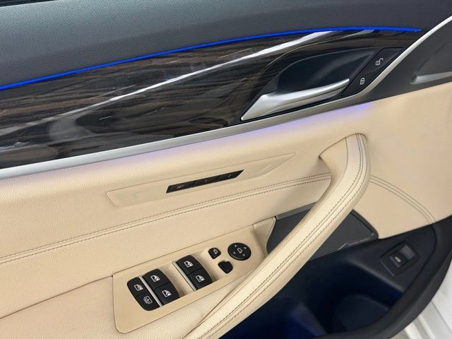 Used 2022 BMW 540i xDrive w/ Executive Package AWD/4WD image 12