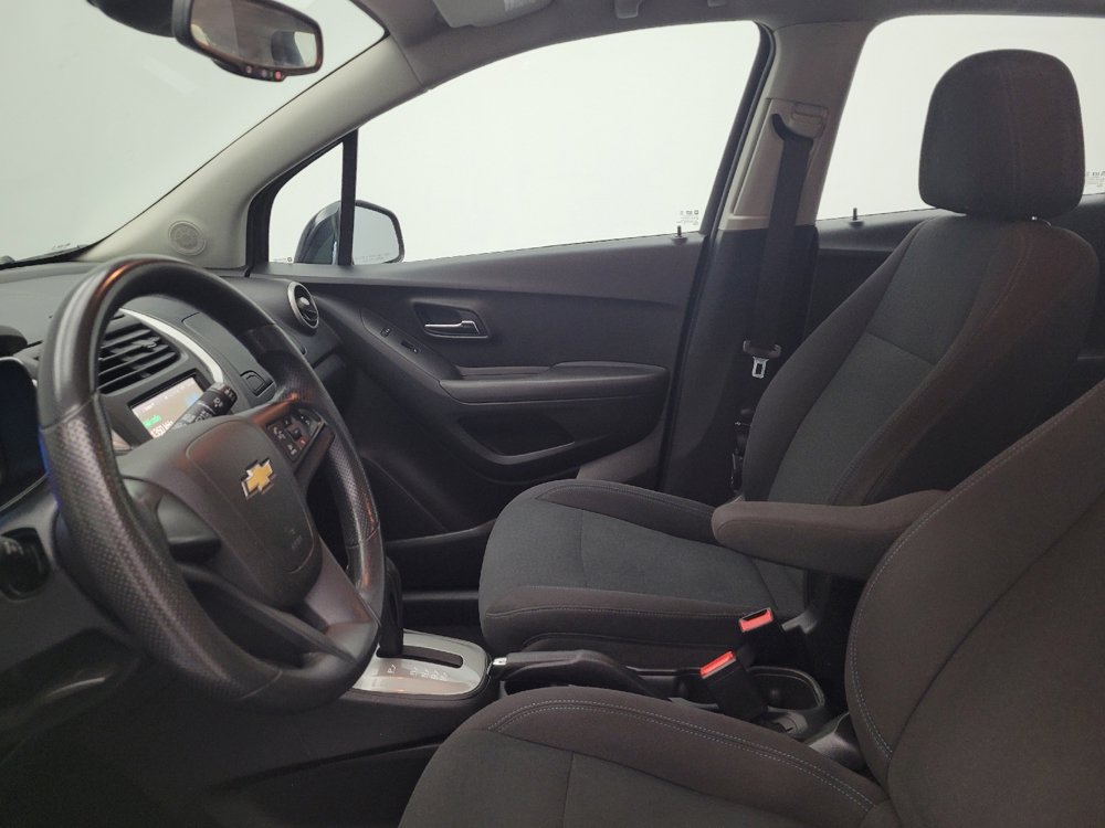 Used 2016 Chevrolet Trax LS AWD/4WD image 17