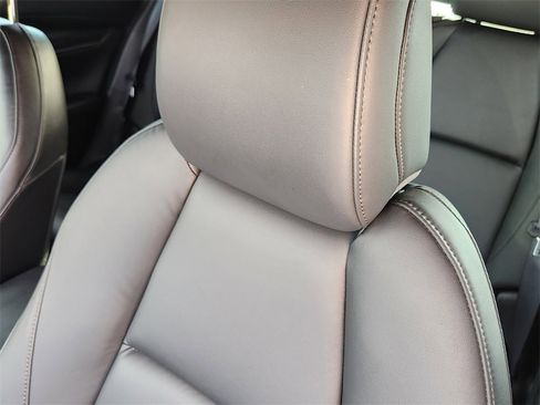 Used 2024 MAZDA MAZDA3 s image 5