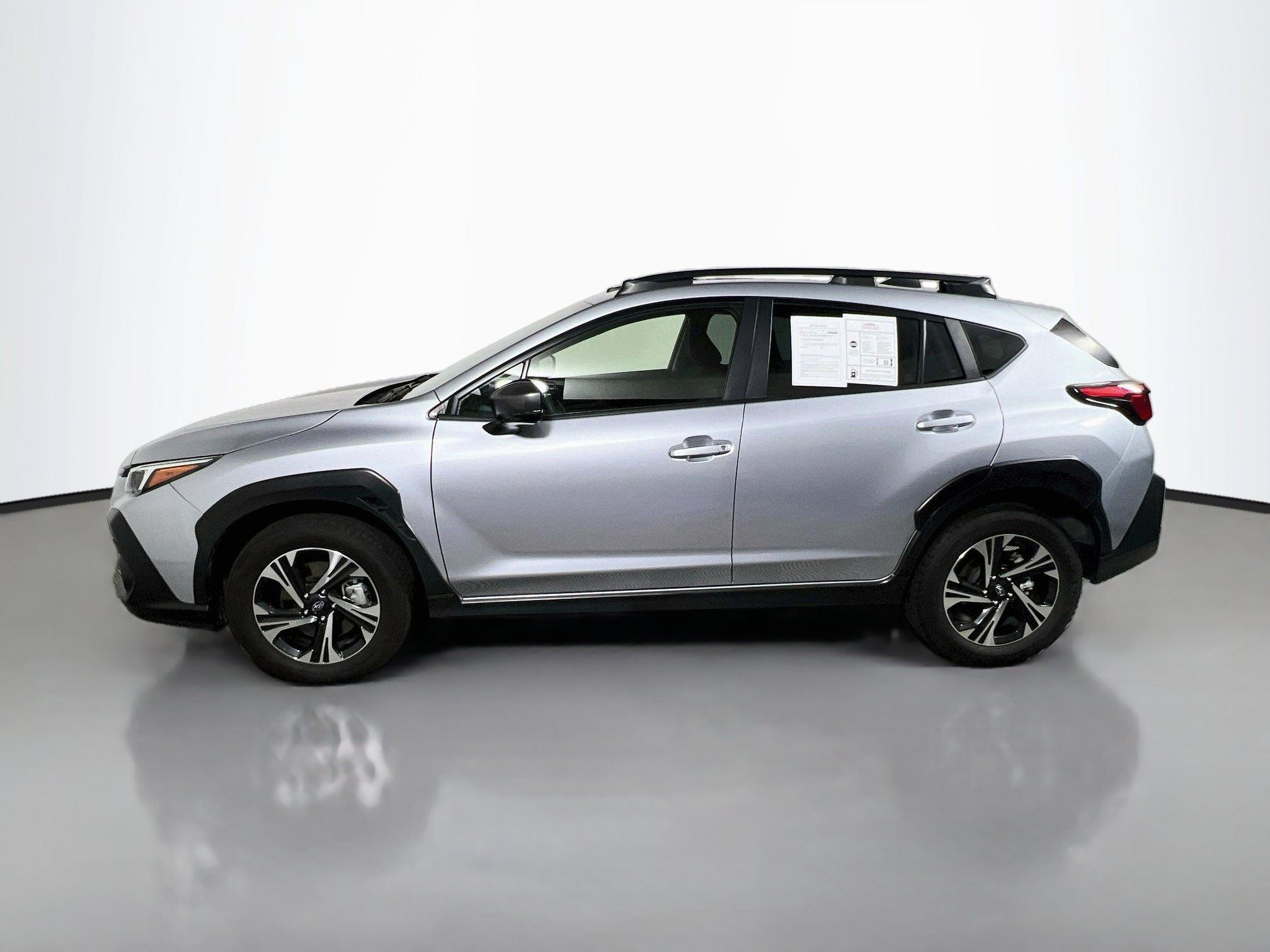Used 2025 Subaru Crosstrek 2.5i Premium AWD/4WD image 9