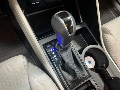 Used 2019 Hyundai Tucson SE image 16