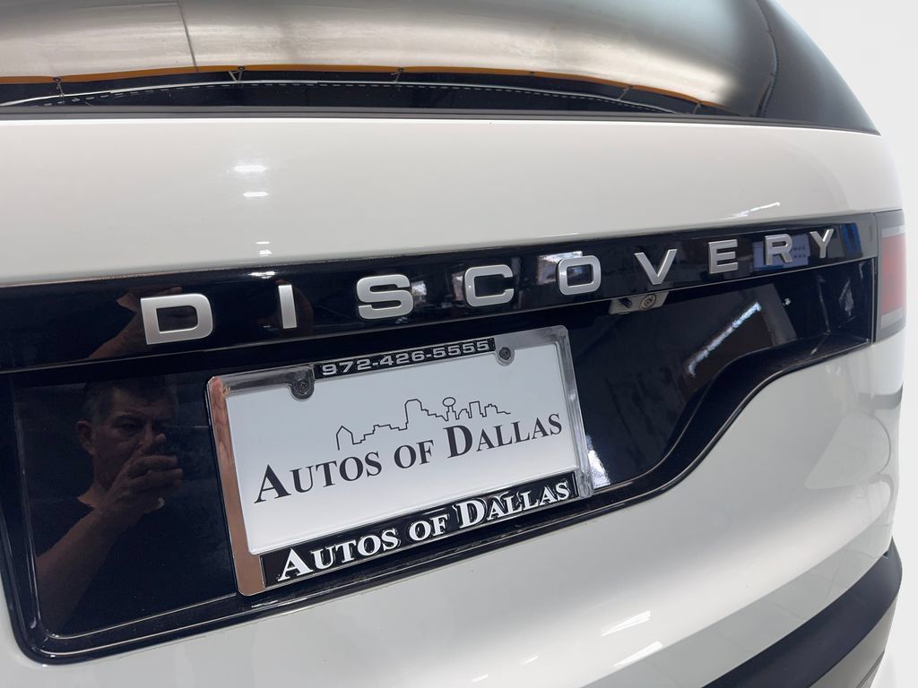 Used 2025 Land Rover Discovery S AWD/4WD image 22