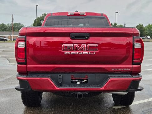 New 2026 GMC Canyon Denali AWD/4WD image 15