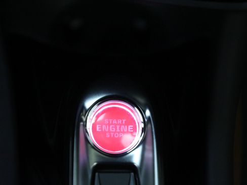Used 2024 McLaren Artura RWD image 35
