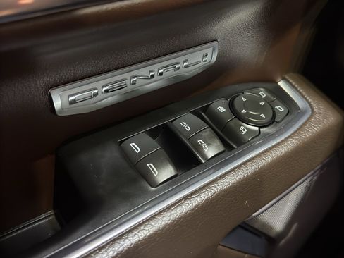 Used 2023 GMC Sierra 1500 Denali w/ Denali Reserve Package image 40