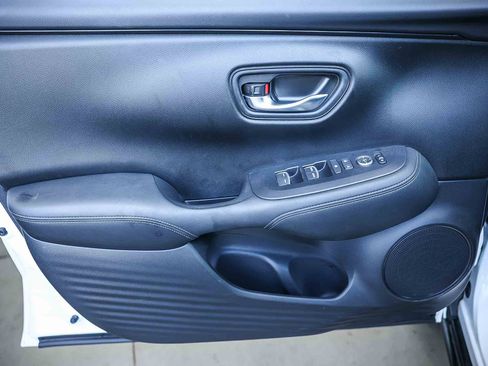 Used 2024 Honda HR-V EX-L image 26