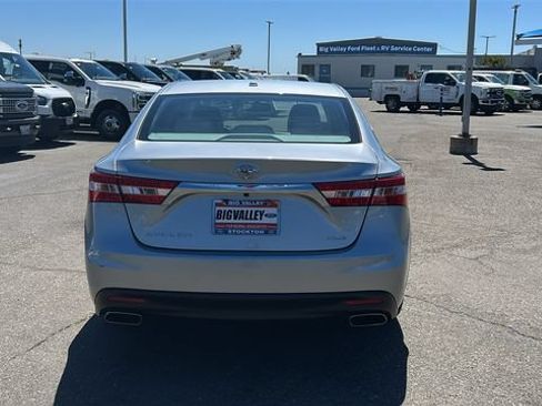 Used 2015 Toyota Avalon XLE Premium FWD image 4
