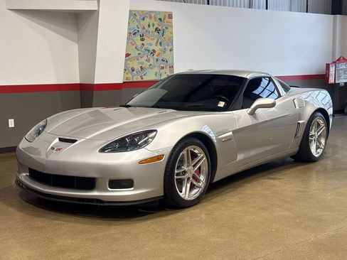 Used 2007 Chevrolet Corvette Z06 w/ Preferred Equipment Group RWD image 97