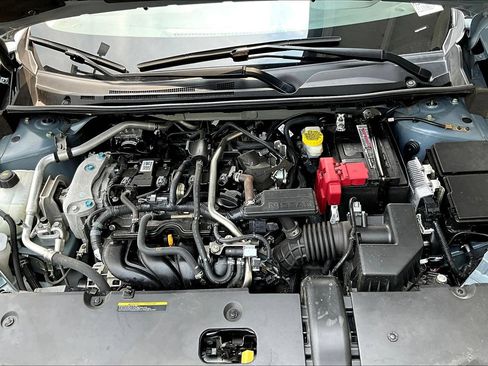 Used 2024 Nissan Sentra SV FWD image 29