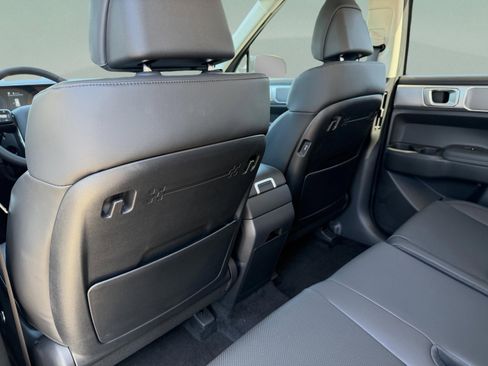 Used 2026 Hyundai Santa Fe SEL FWD image 23