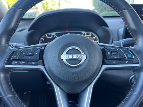 Used 2023 Nissan Altima 2.5 SV w/ SV Premium Package image 23