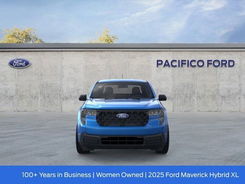 New 2025 Ford Maverick XL image 7