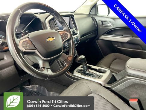 Used 2019 Chevrolet Colorado LT w/ LT Convenience Package image 3