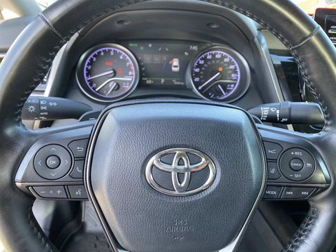 Used 2022 Toyota Camry SE w/ Cold Weather Package AWD/4WD image 15