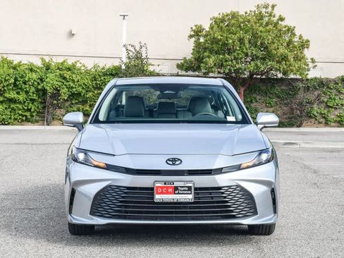 Used 2026 Toyota Camry LE FWD image 2
