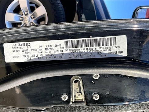 Used 2019 RAM 1500 Classic SLT image 19