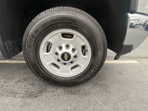 Used 2024 Chevrolet Silverado 2500 W/T w/ WT Convenience Package image 31