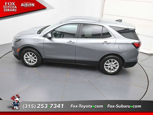 Used 2024 Chevrolet Equinox LT AWD/4WD image 35