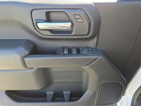 New 2026 Chevrolet Silverado 2500 Custom w/ Custom Convenience Package image 9