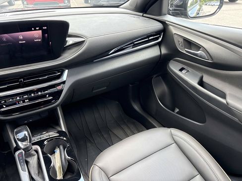 Used 2026 Buick Envista Avenir FWD image 29