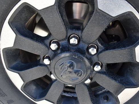 Used 2018 RAM 2500 Power Wagon w/ Leather & Luxury Group image 11