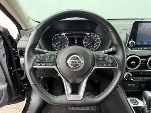 Used 2022 Nissan Sentra SV w/ Trunk Package image 18