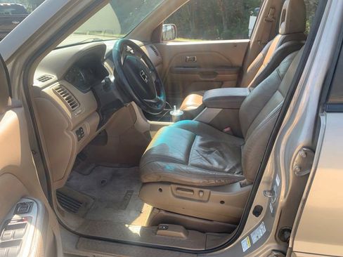 Used 2003 Honda Pilot EX image 16