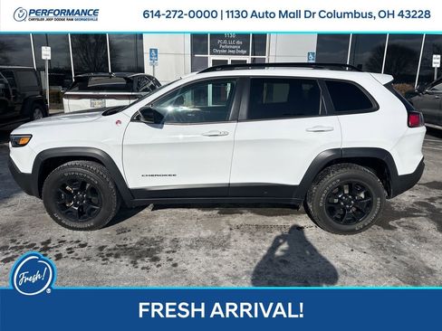 Used 2022 Jeep Cherokee Trailhawk w/ Sun, Sound & Nav Group image 7