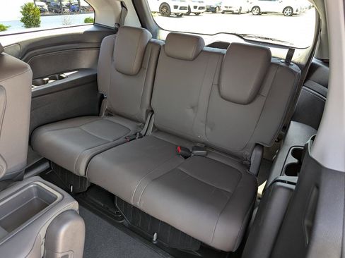 Used 2018 Honda Odyssey EX-L image 42