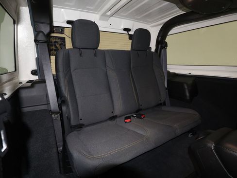 Used 2025 Jeep Wrangler Sport AWD/4WD image 23