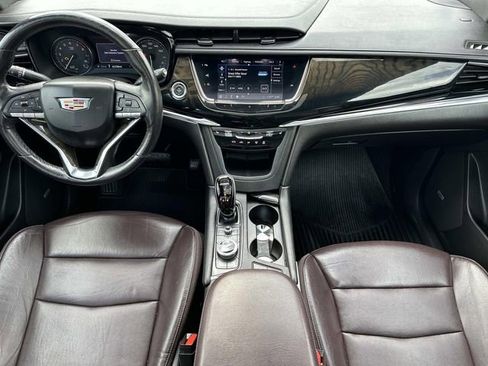 Used 2020 Cadillac XT6 Premium Luxury FWD image 14