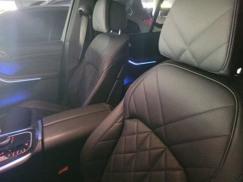 Certified 2024 BMW X5 xDrive40i w/ M Sport Package AWD/4WD image 6