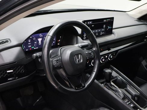 Used 2023 Honda Accord EX-L image 7