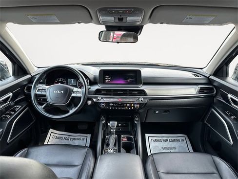 Used 2022 Kia Telluride S image 10