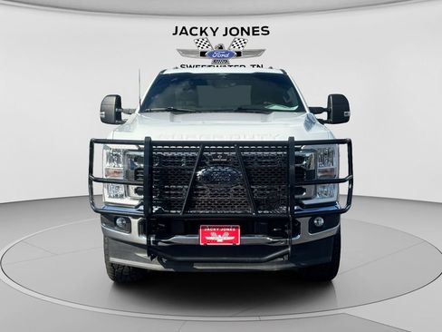 Used 2025 Ford F250 XLT w/ FX4 Off-Road Package AWD/4WD image 8