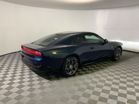 Used 2024 Dodge Charger R/T w/ Plus Group image 7