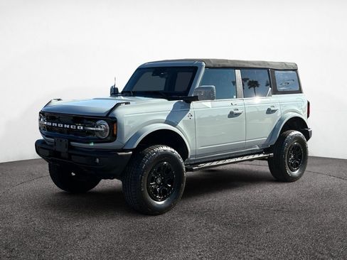 Used 2022 Ford Bronco Outer Banks image 1