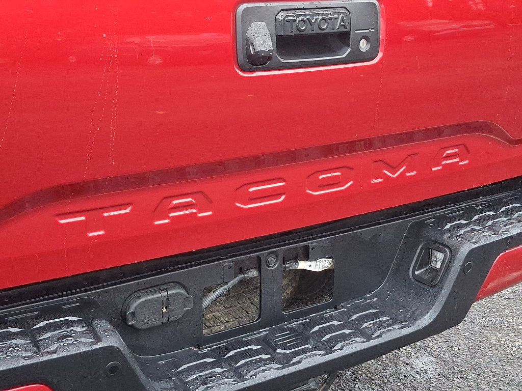 Certified 2023 Toyota Tacoma TRD Sport w/ TRD Premium Sport Package AWD/4WD image 31