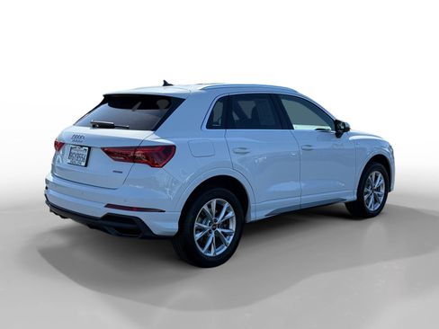 Used 2023 Audi Q3 2.0T Premium Plus w/ Premium Plus Package AWD/4WD image 5